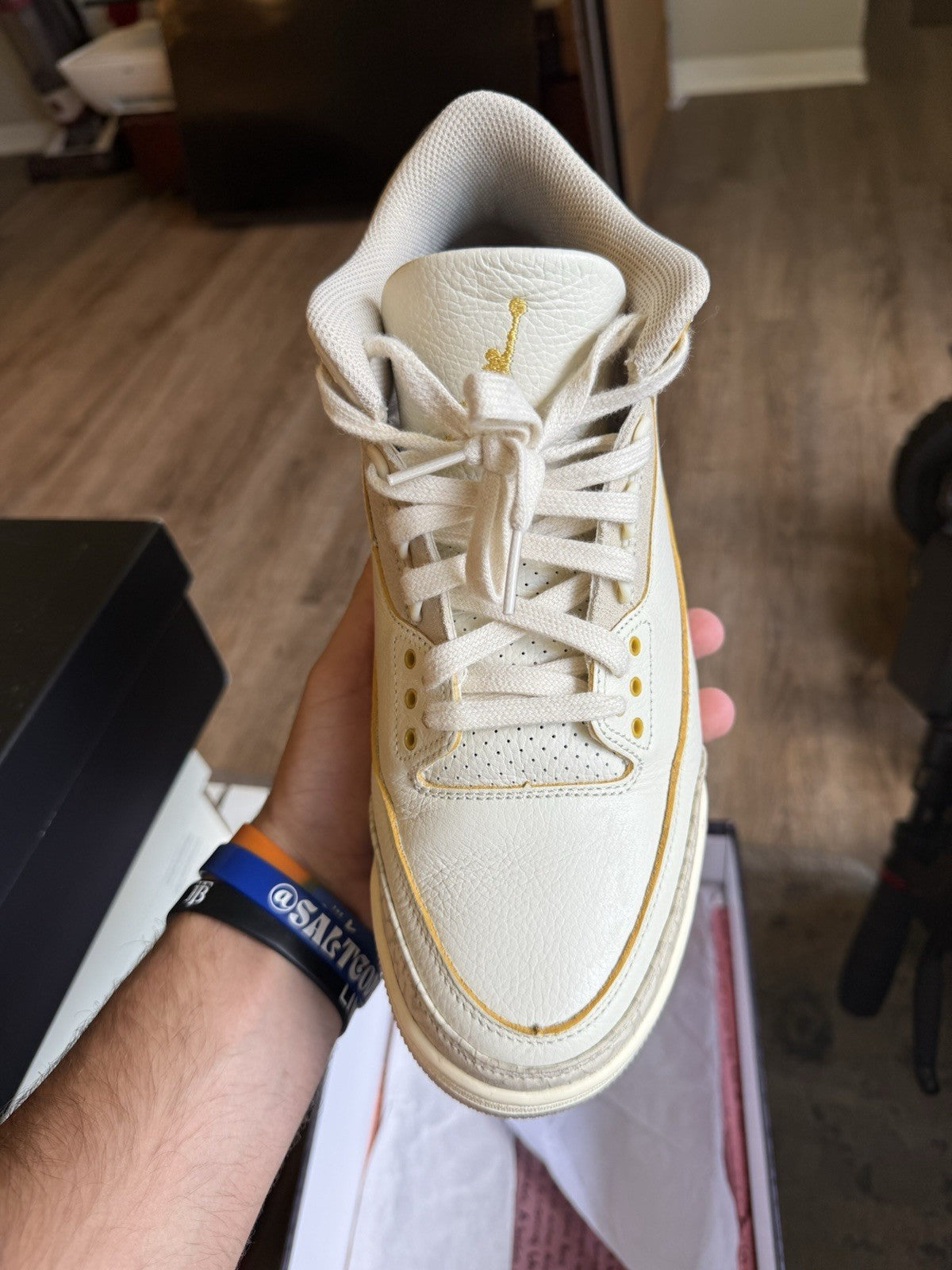 Size 9 - Air Jordan 3 Retro SP J Balvin Medellín Sunset