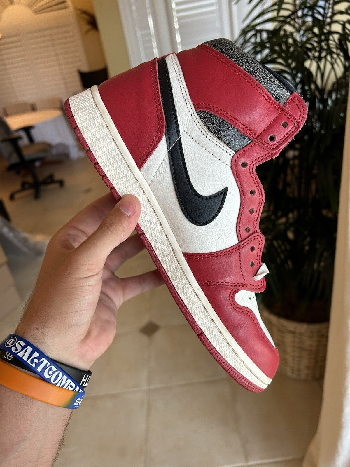 Jordan 1 Lost And Found Men Size 8.5