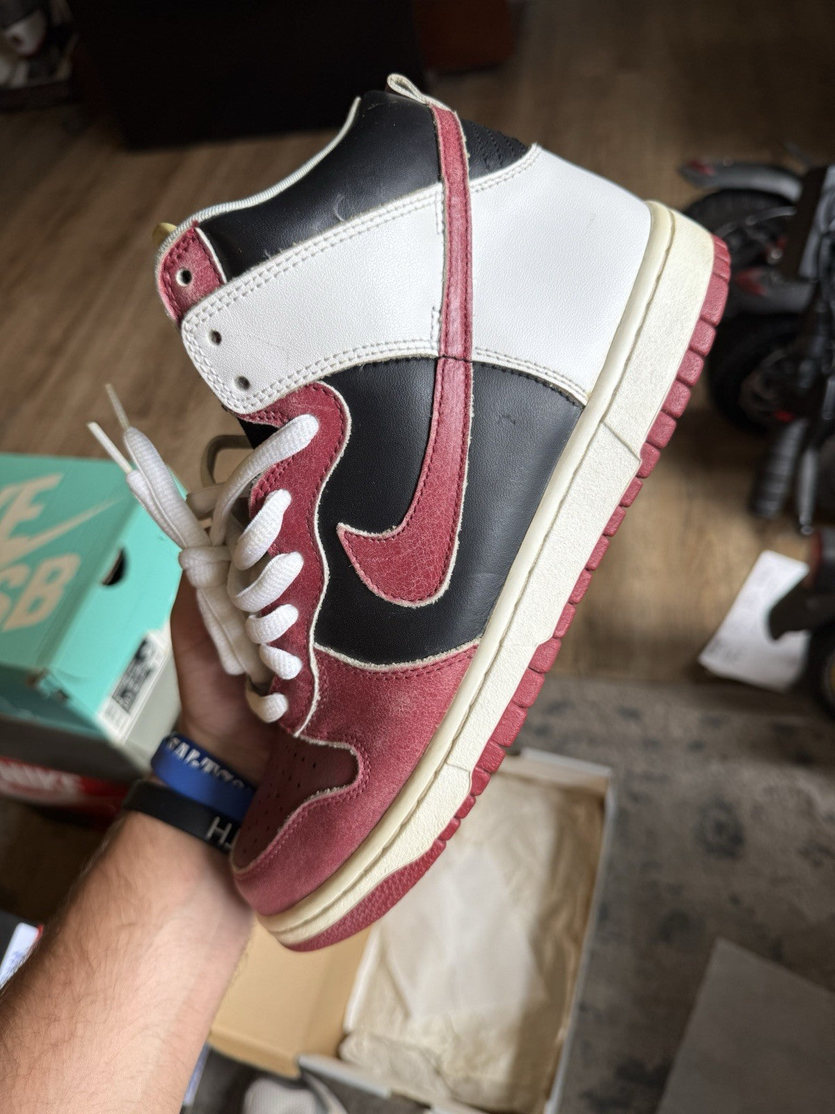 Size 9M / 10.5W - Nike Dunk Pro SB High Jason Voorhees