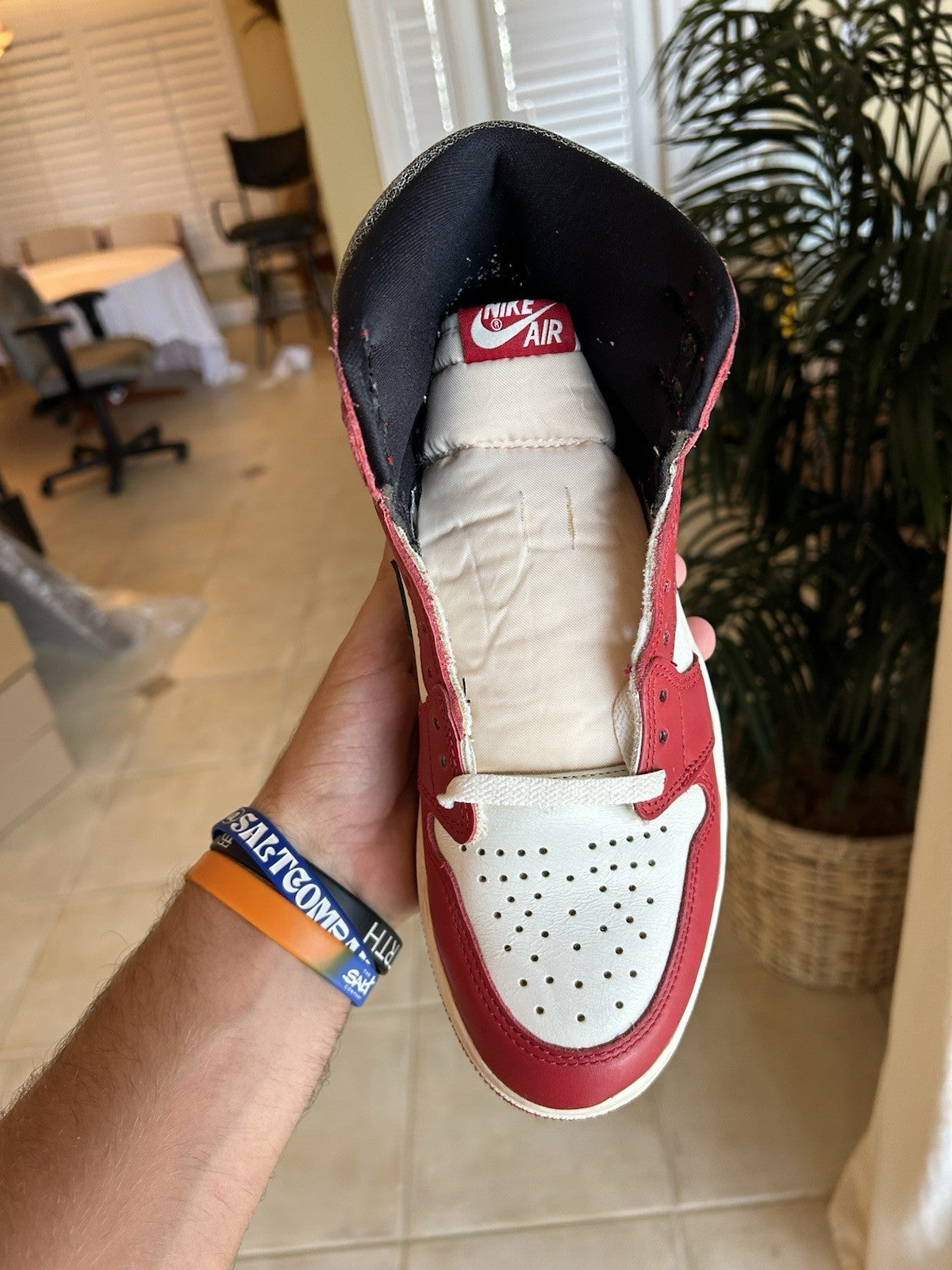 Jordan 1 Lost And Found Men Size 8.5