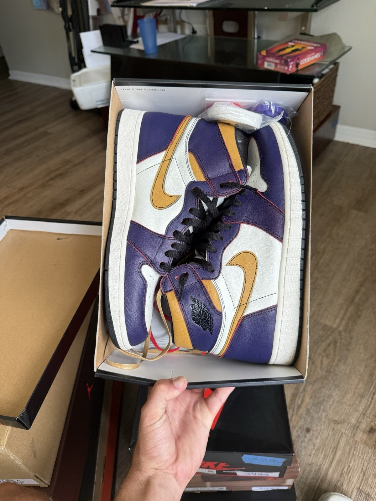 Size 12 - Jordan 1 Retro High SB LA To Chicago