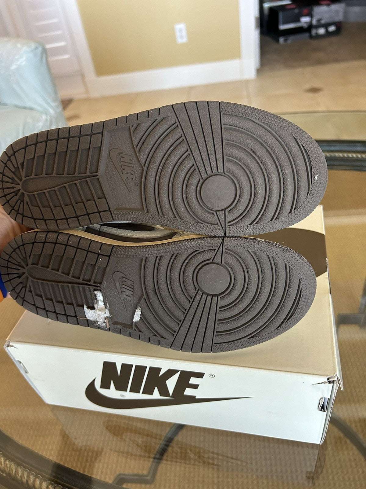Jordan 1 Retro Low OG SP Travis Scott Reverse Mocha Size 2.5Y PS