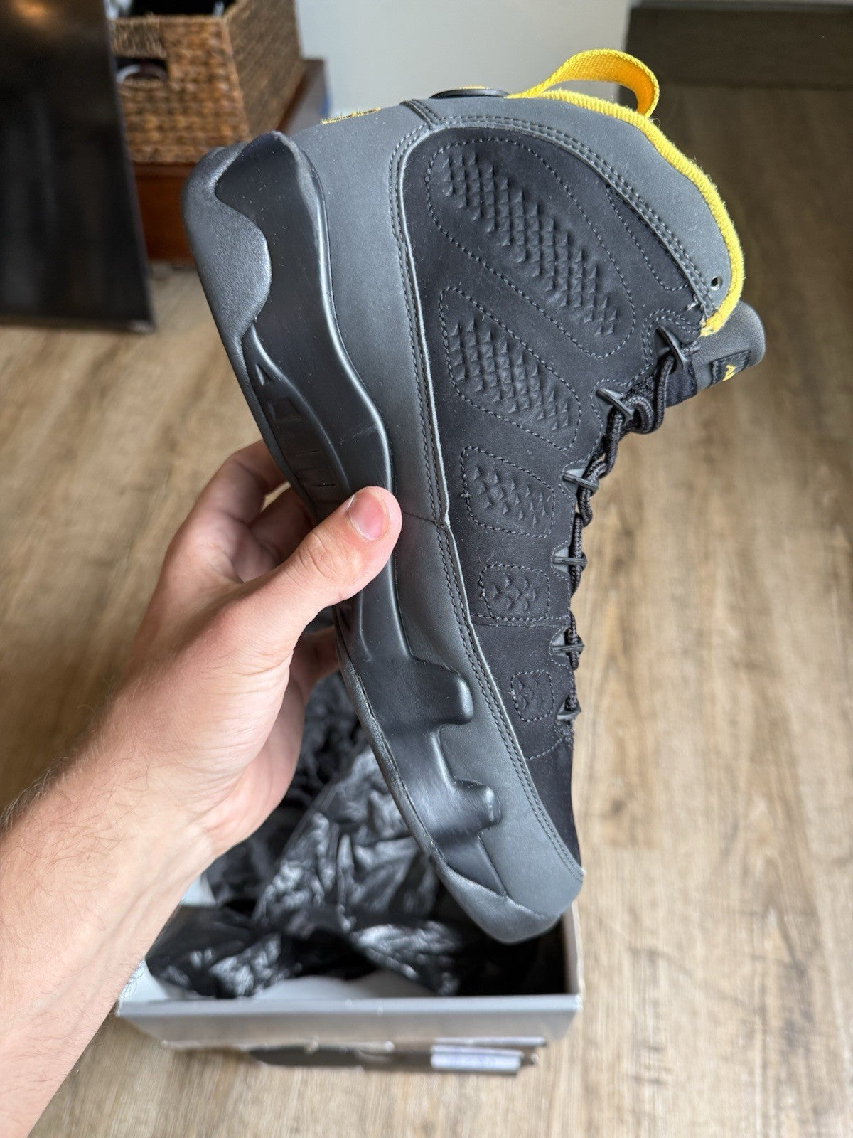 Size 8.5 - Jordan 9 Retro Dark Charcoal University Gold