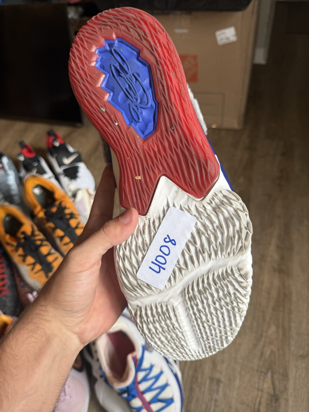 Sze 14 - Nike LeBron 17 Low Space Jam Tune Squad
