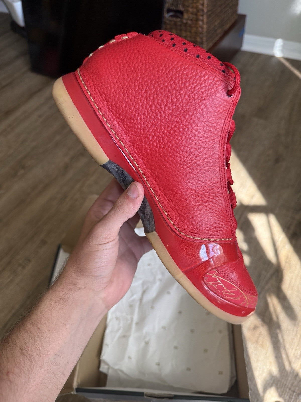 Size 10.5 - Jordan 23 Retro Chicago