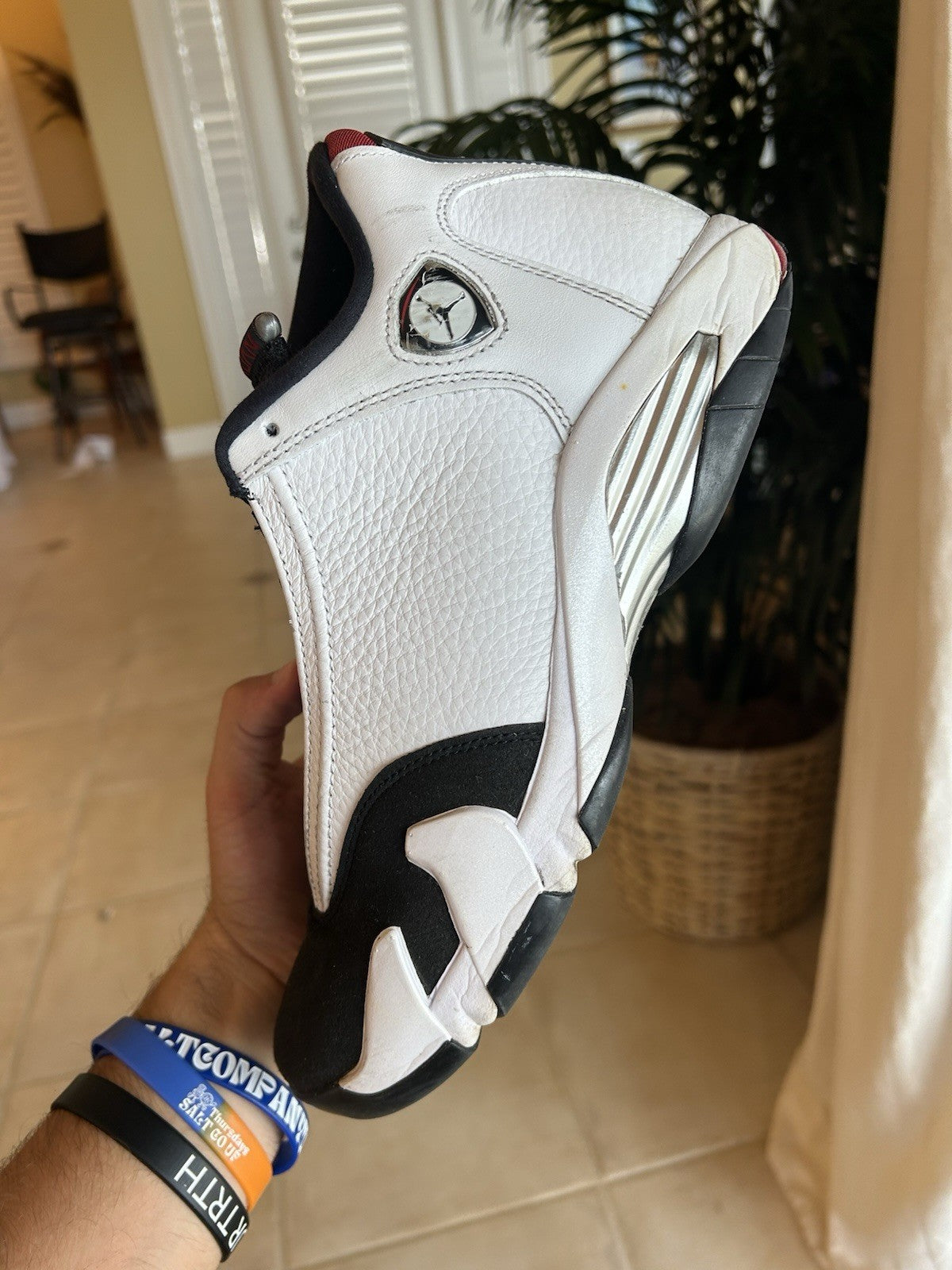 Air Jordan 14 Black Toe 2024 Size 9 487471-160
