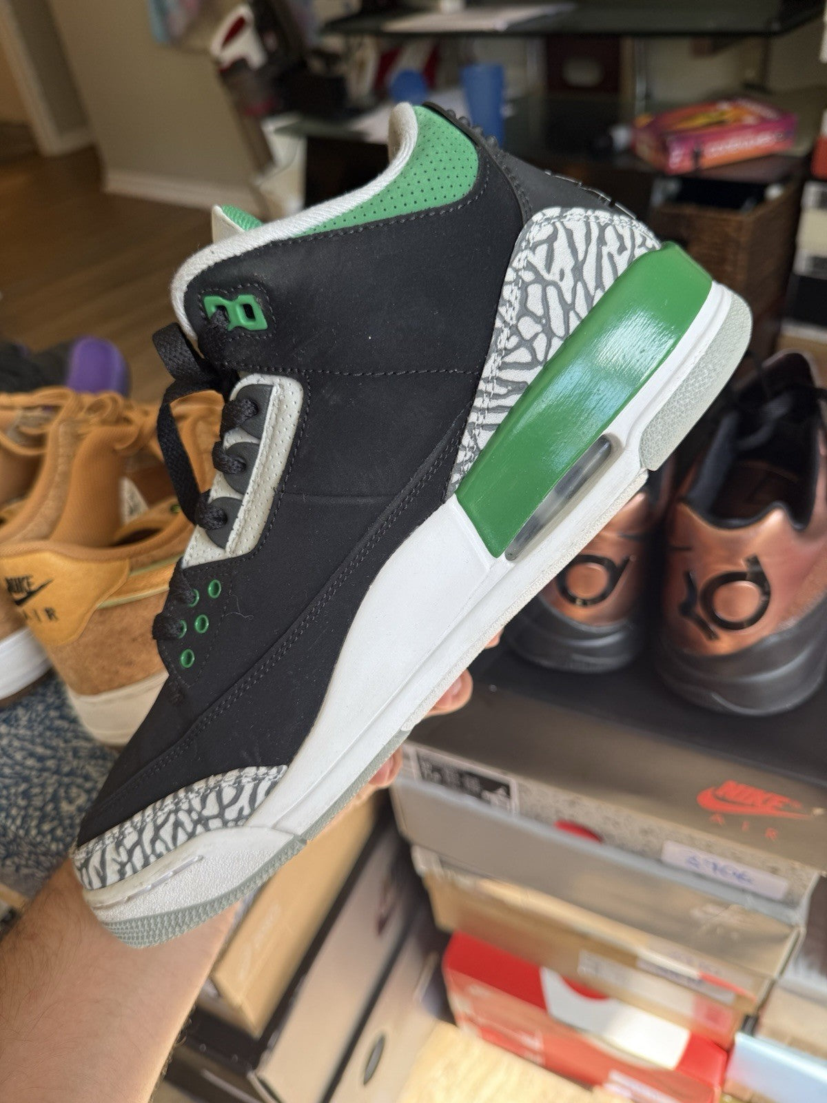 Size 9 - Jordan 3 Retro Mid Pine Green