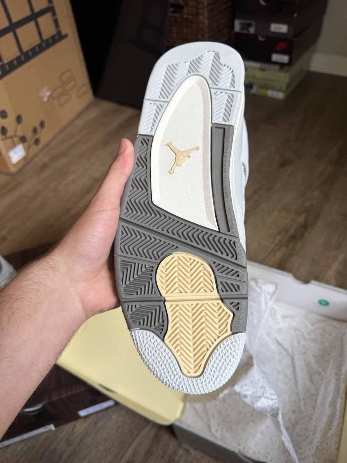 Size 11 - Jordan 4 Retro Craft Phonton Dust (New with Box Damage)