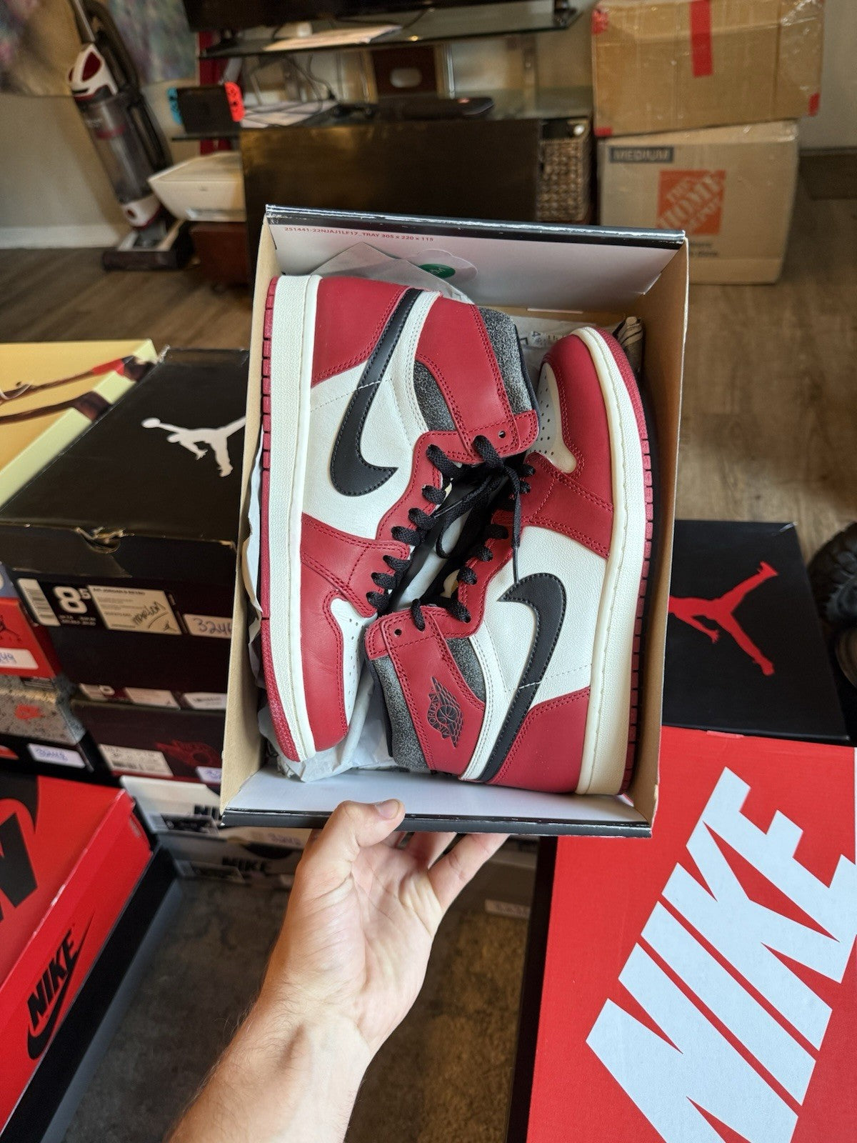Size 8 - Nike Air Jordan 1 High OG Lost And Found 2022
