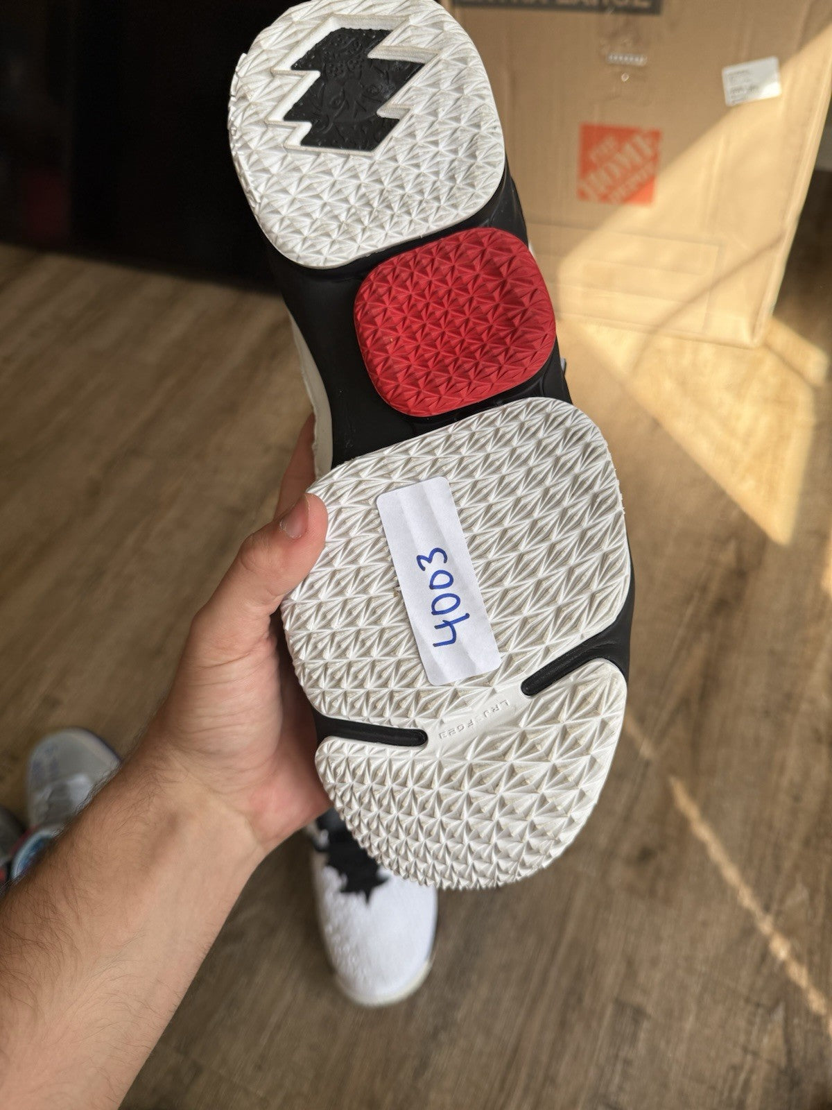 Size 14 - Nike LeBron 15 PE Diamond Turf