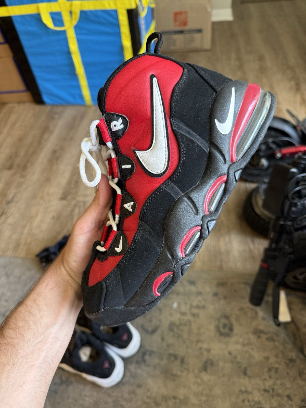 Size 8 - Nike Air Max Uptempo 95 Bulls Black Red Pippen