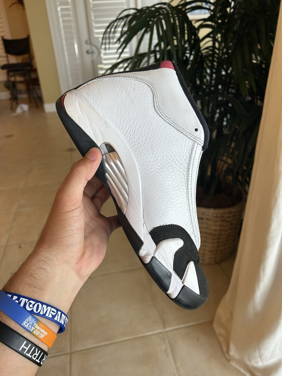 Air Jordan 14 Black Toe 2024 Size 9 487471-160
