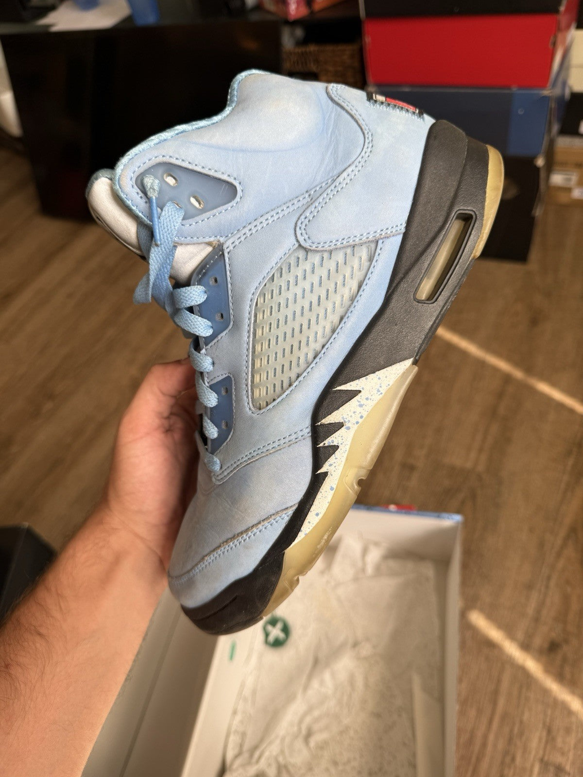 Size 9 - Jordan 5 Retro SE UNC