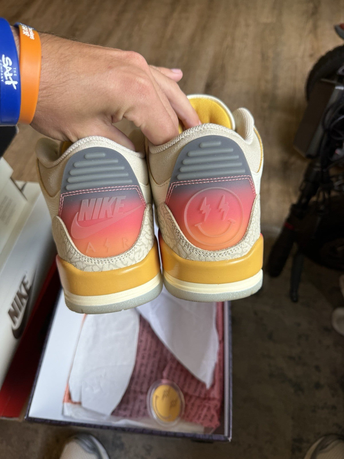 Size 9 - Air Jordan 3 Retro SP J Balvin Medellín Sunset