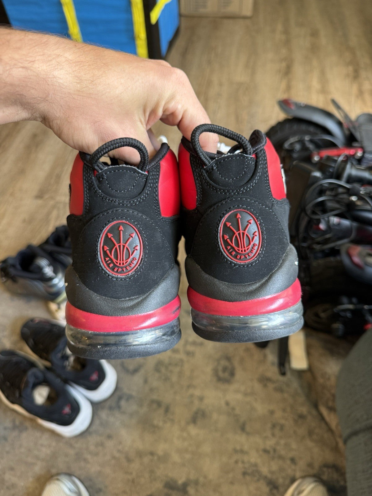 Size 8 - Nike Air Max Uptempo 95 Bulls Black Red Pippen