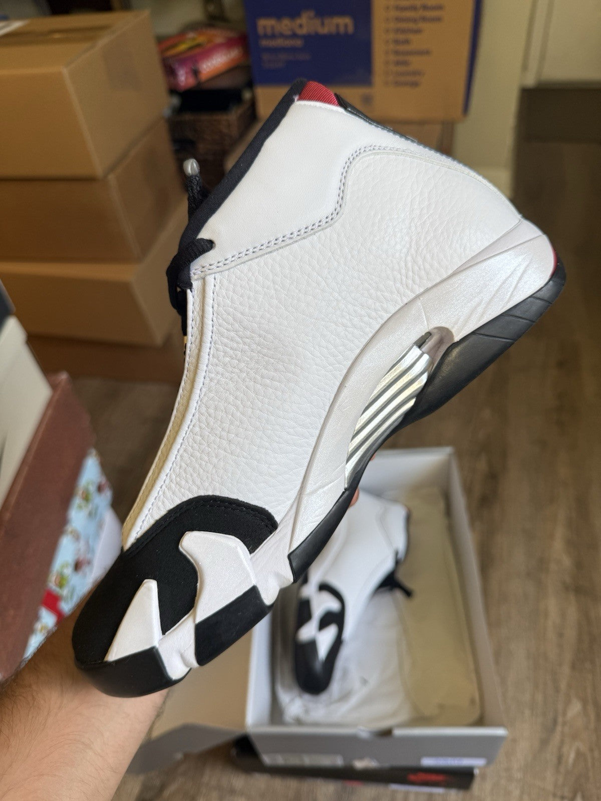 Size 9 - Jordan 14 Retro Black Toe (2024)