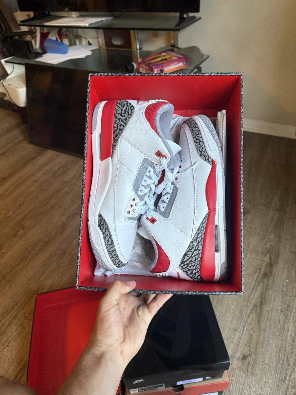 Size 11 - Jordan 3 Retro Mid Fire Red