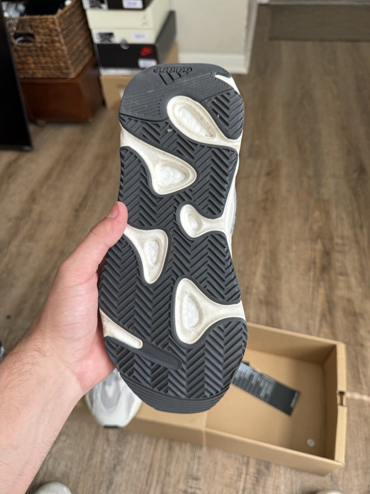 Size 7.5 - adidas Yeezy Boost 700 V2 Low Static