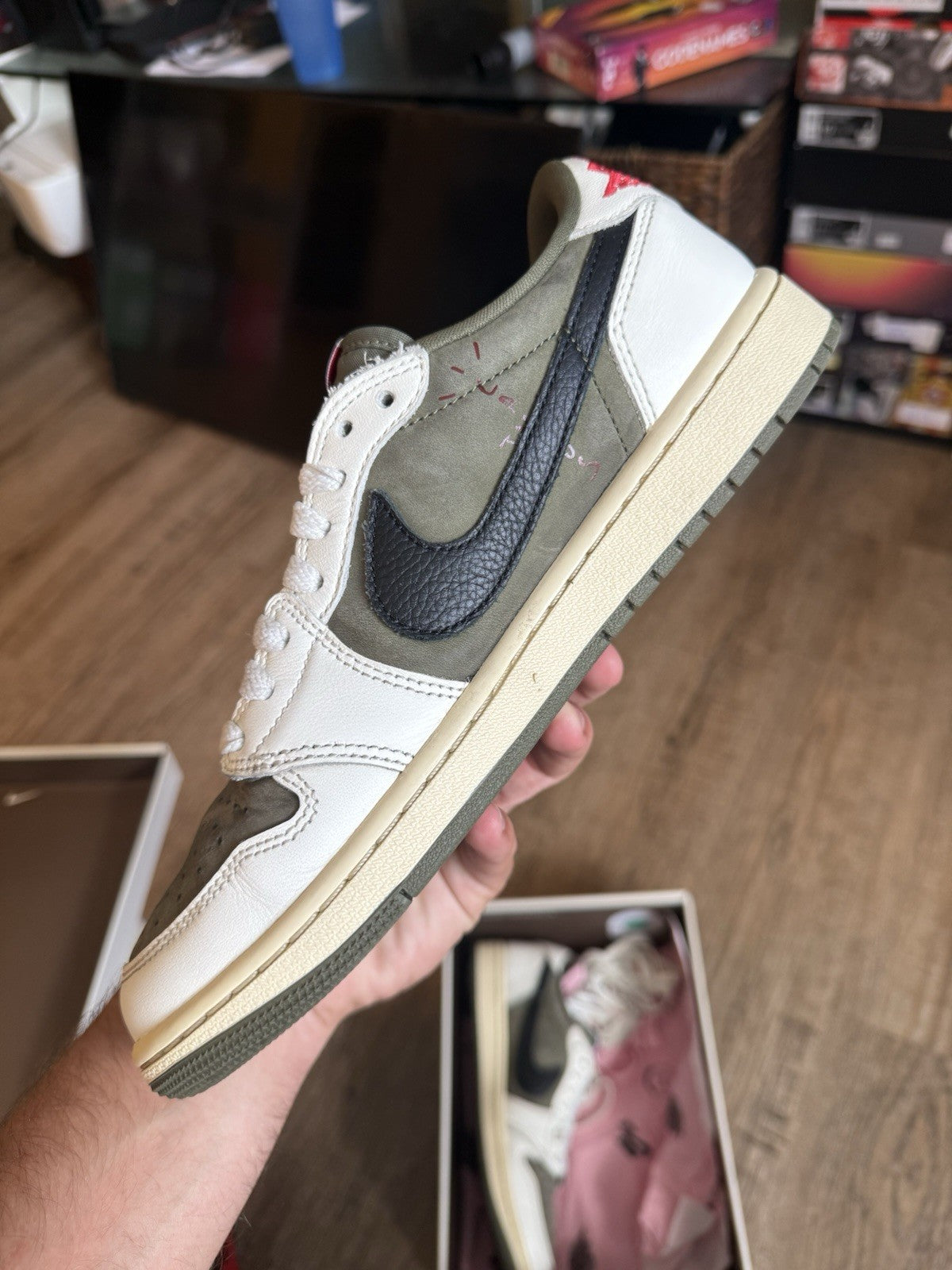 Size 7M - Jordan 1 Low OG SP Travis Scott Medium Olive