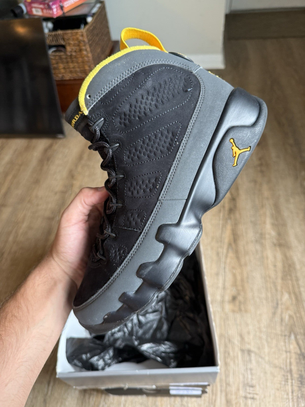 Size 8.5 - Jordan 9 Retro Dark Charcoal University Gold
