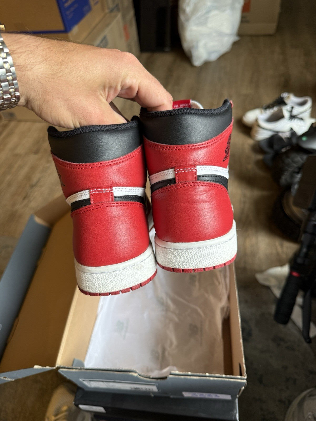 Size 8 - Jordan 1 Chicago (2015)