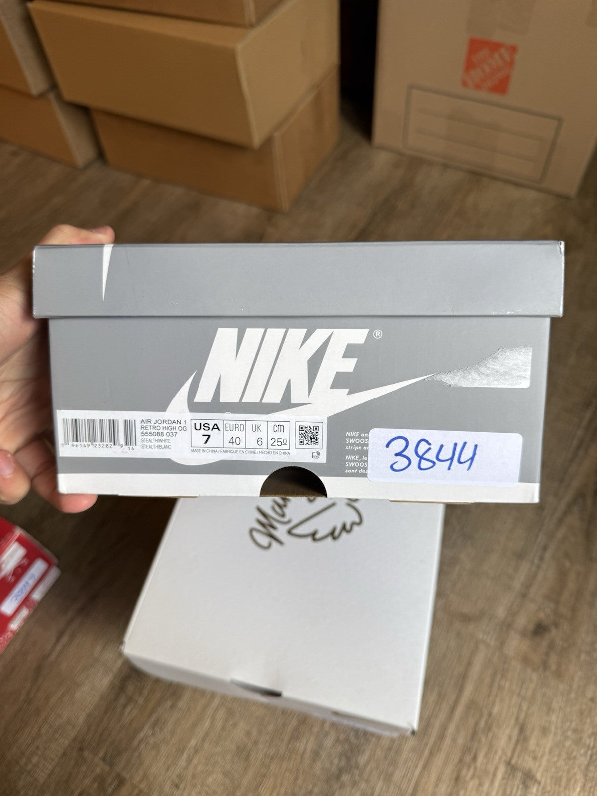 Size 7M - Jordan 1 Retro High OG Stealth