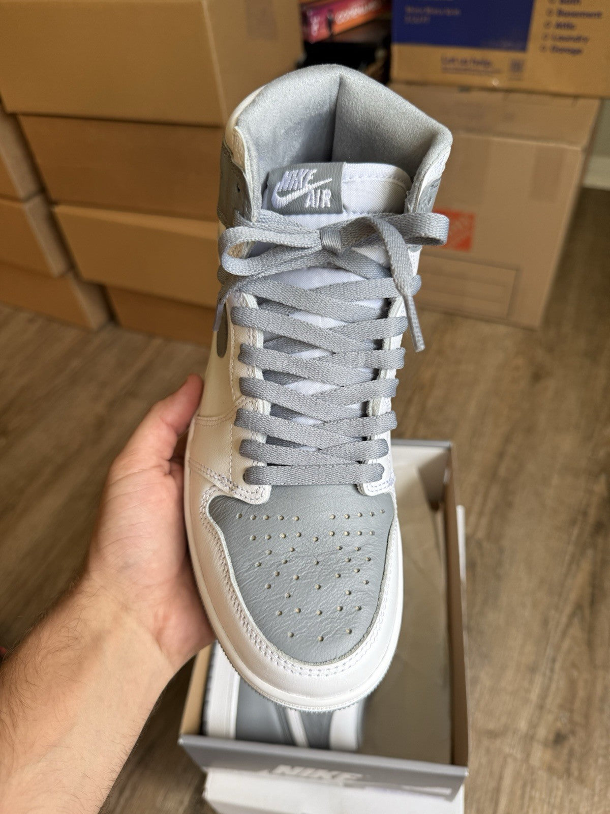 Size 7M - Jordan 1 Retro High OG Stealth