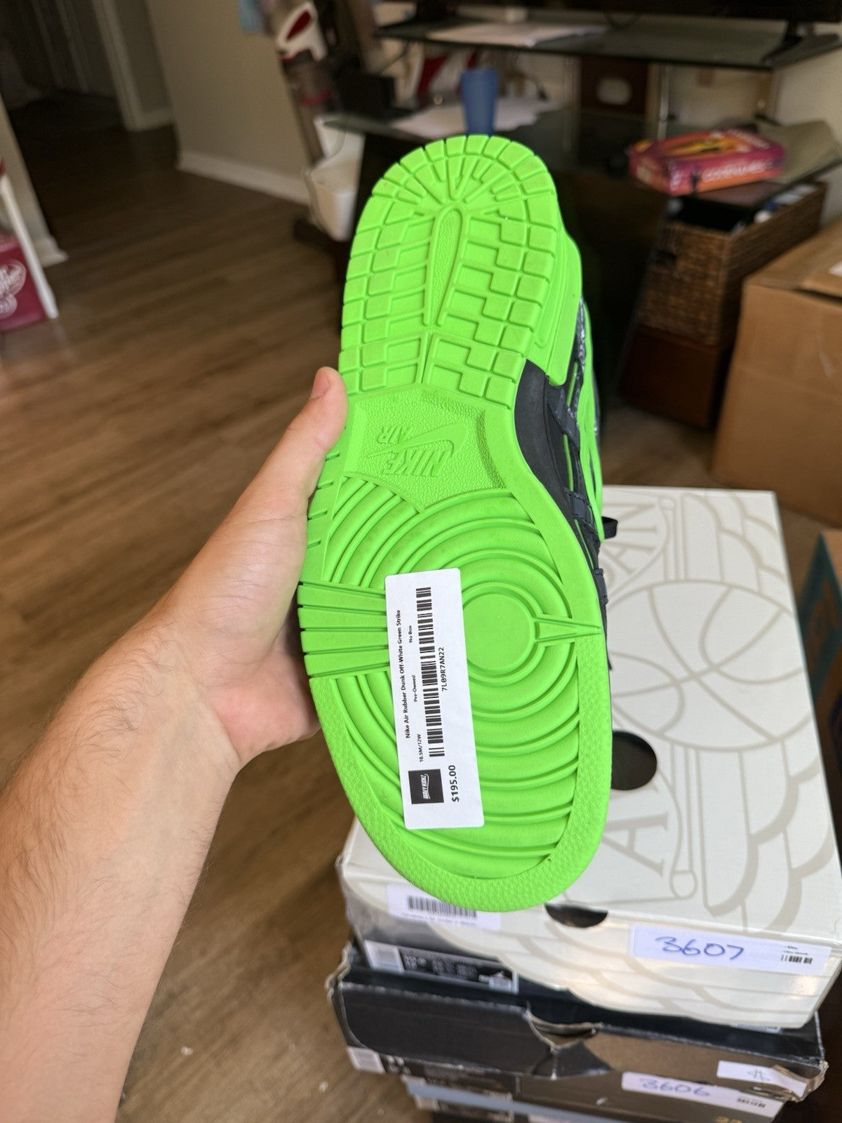 Size 10.5 - Nike Air Rubber Dunk x Off-White Low Green Strike