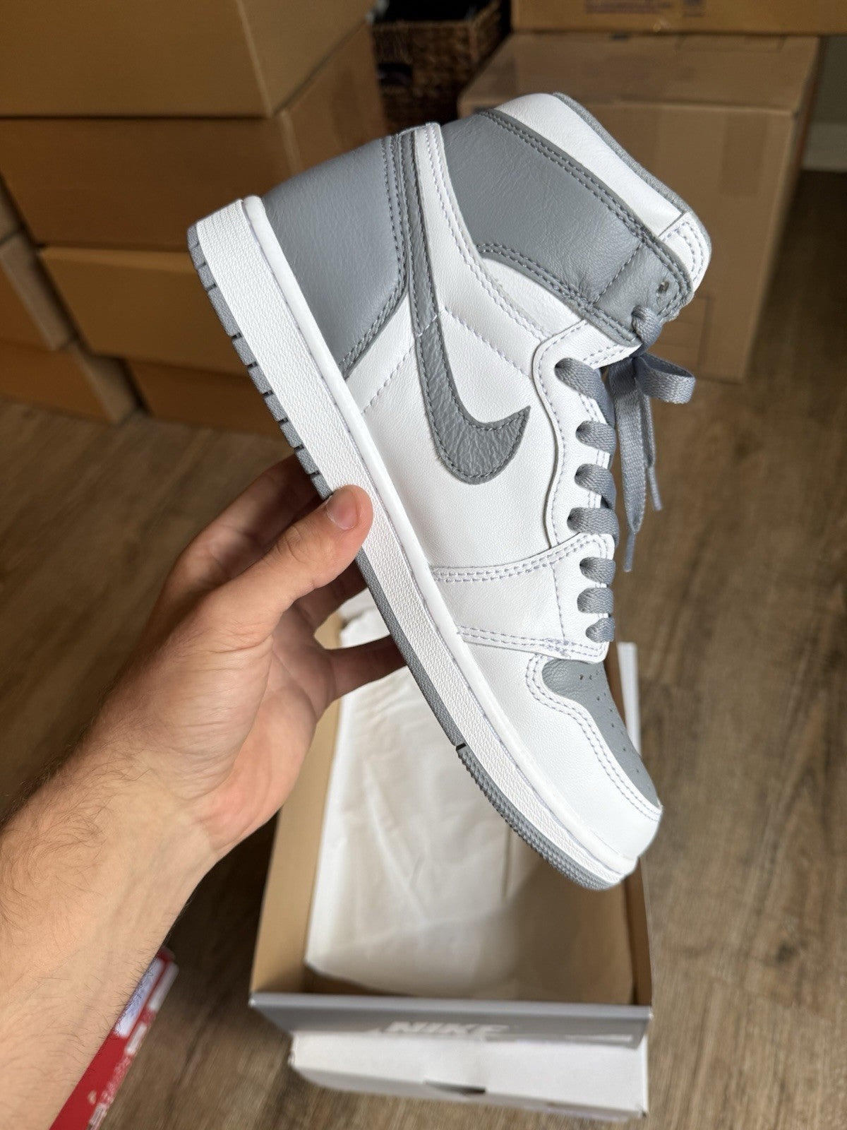 Size 7M - Jordan 1 Retro High OG Stealth