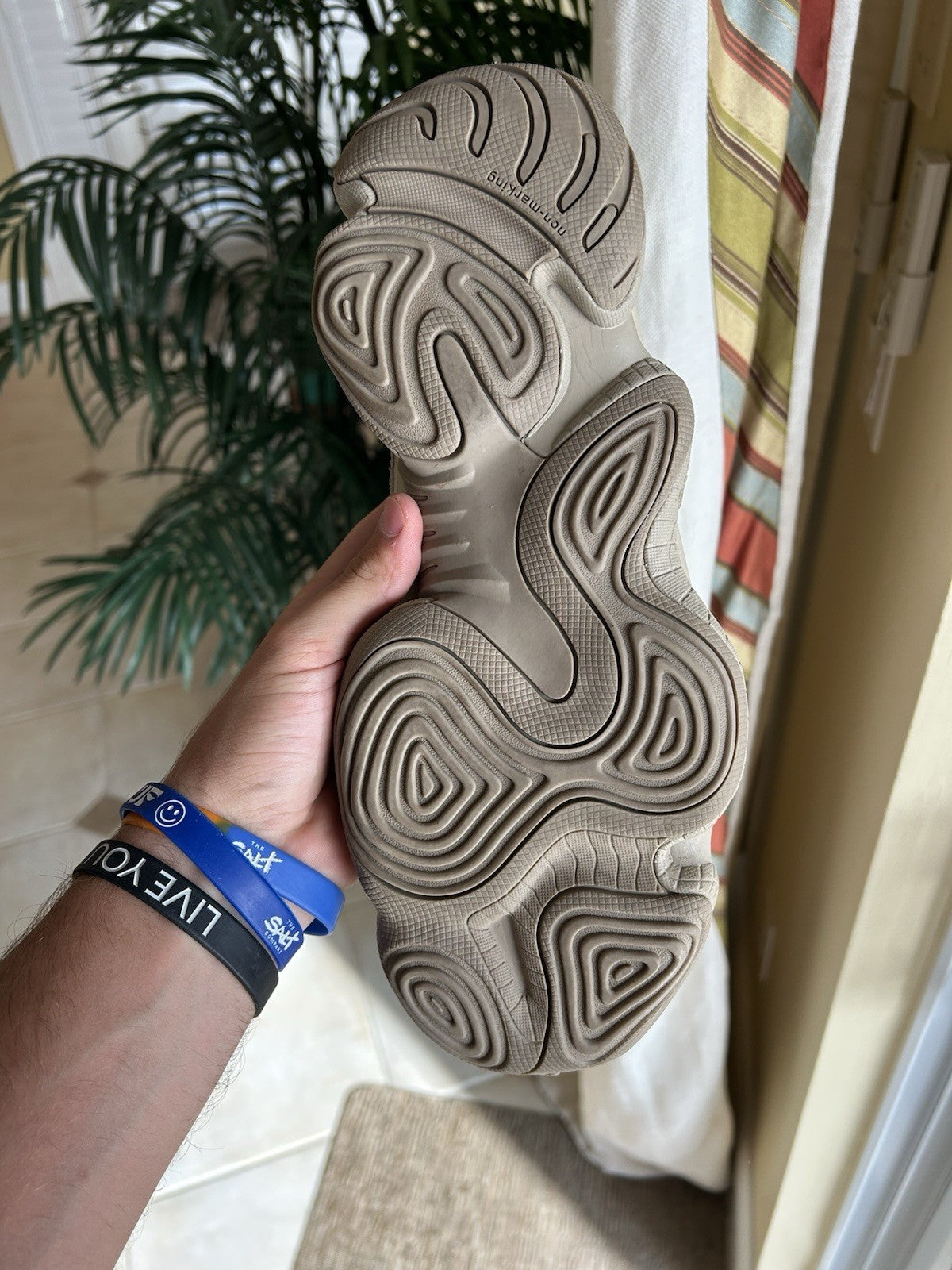 Size 11.5 - Yeezy 500 Taupe Light