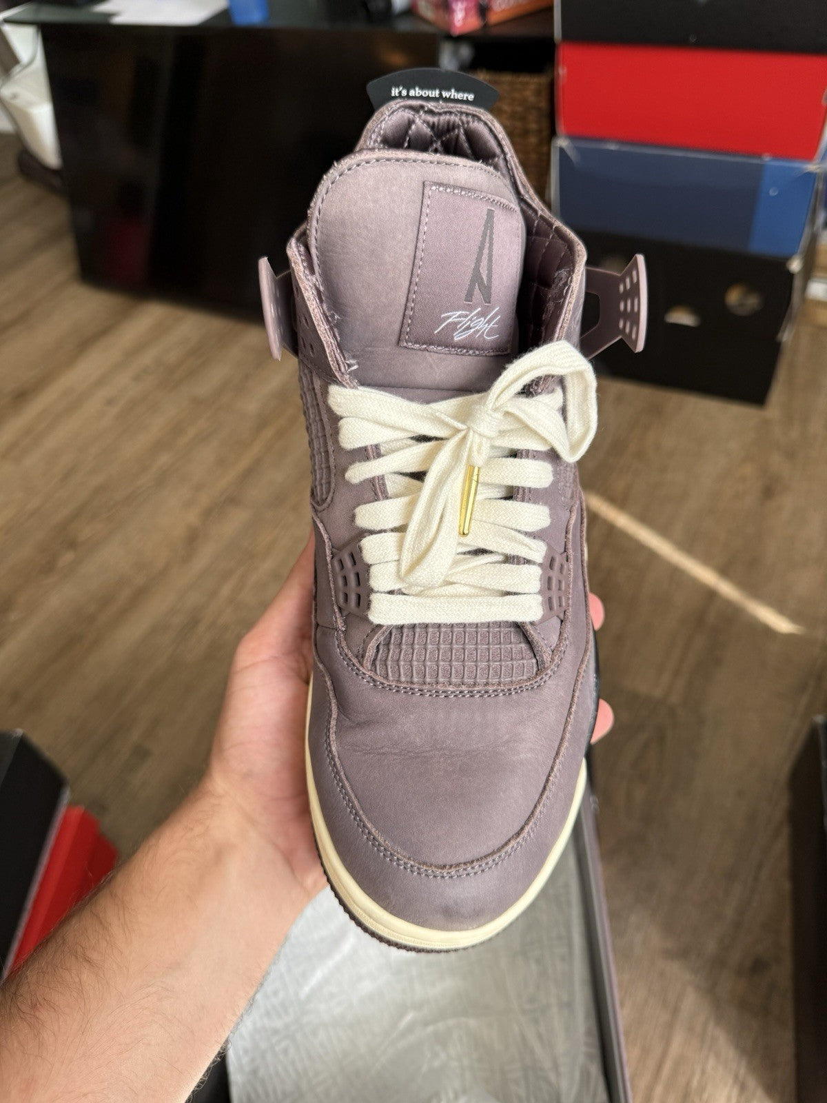 Size 10.5M - Jordan 4 Retro x A Ma Maniere Mid Violet Ore