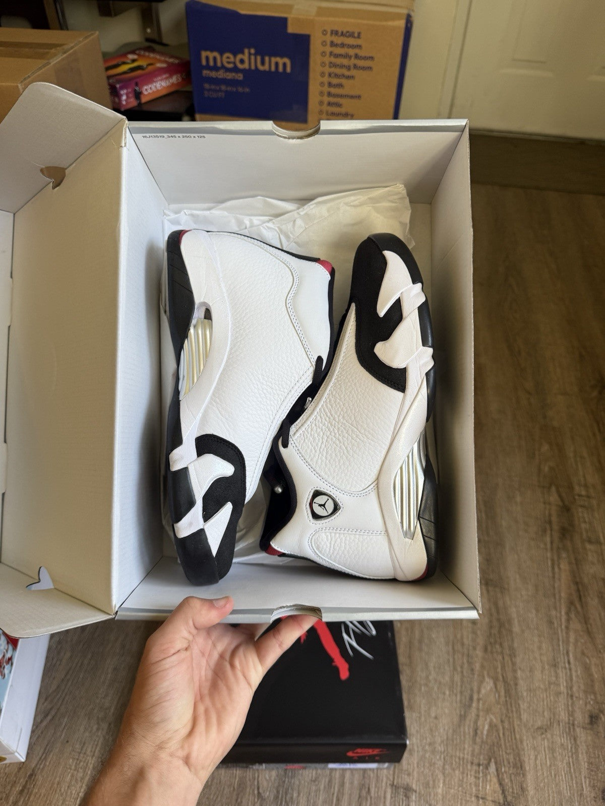 Size 9 - Jordan 14 Retro Black Toe (2024)
