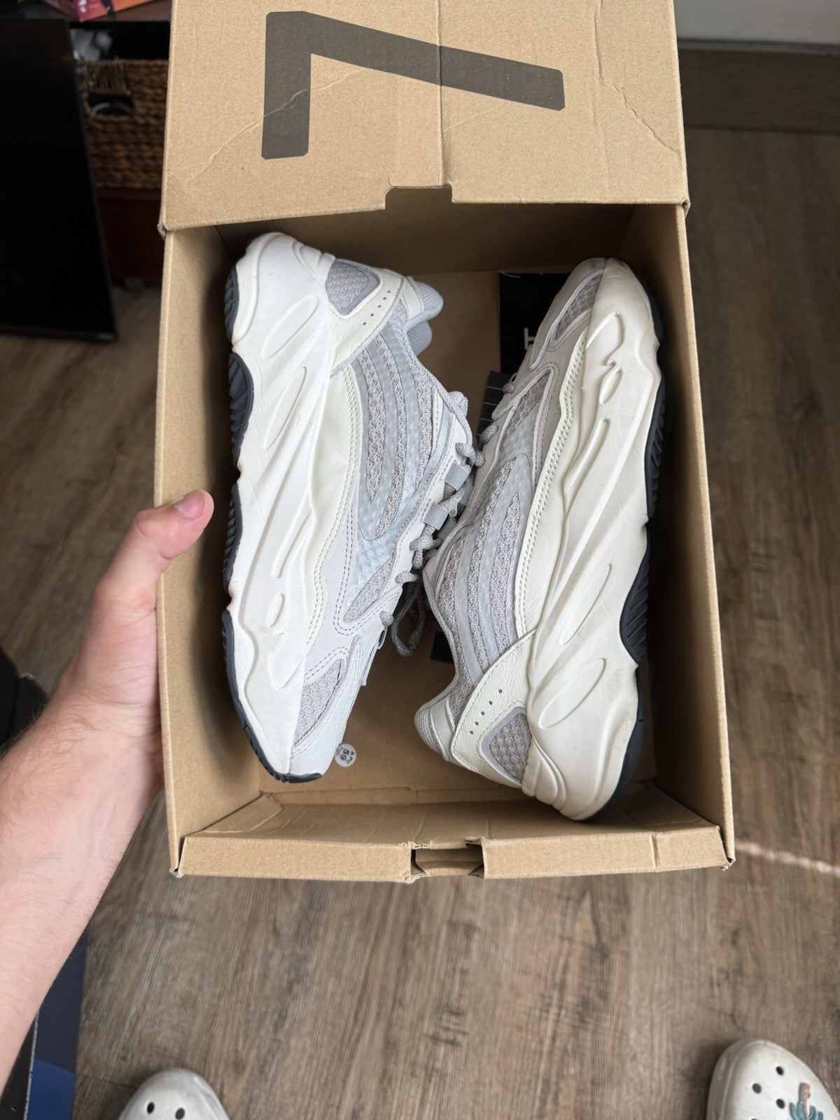 Size 7.5 - adidas Yeezy Boost 700 V2 Low Static