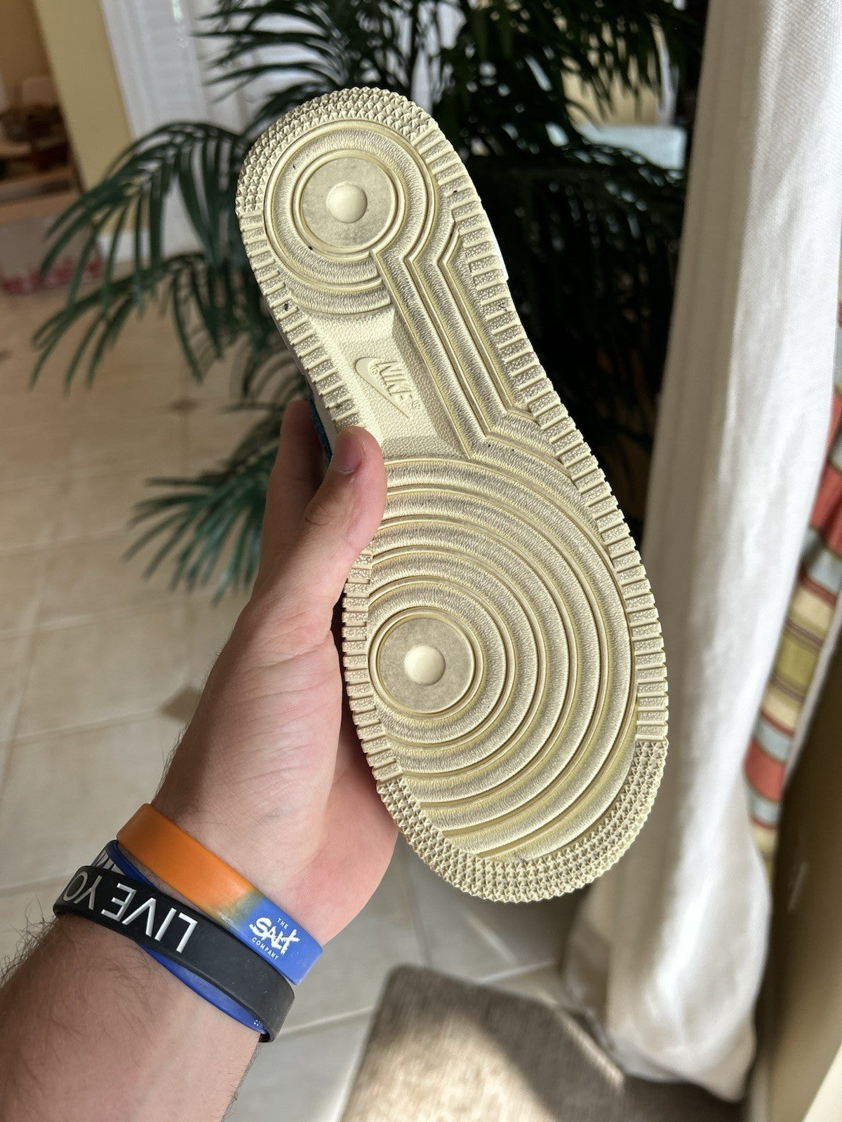 Size 4M/5.5W - Air Force 1 Undefeated 5 on IT