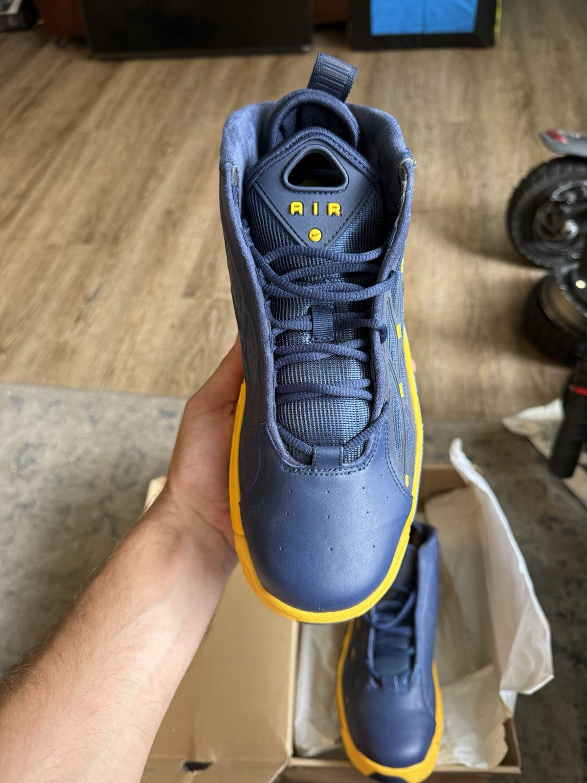 Size 8.5 - Nike Air Max Pillar 'Navy Maize' Michigan