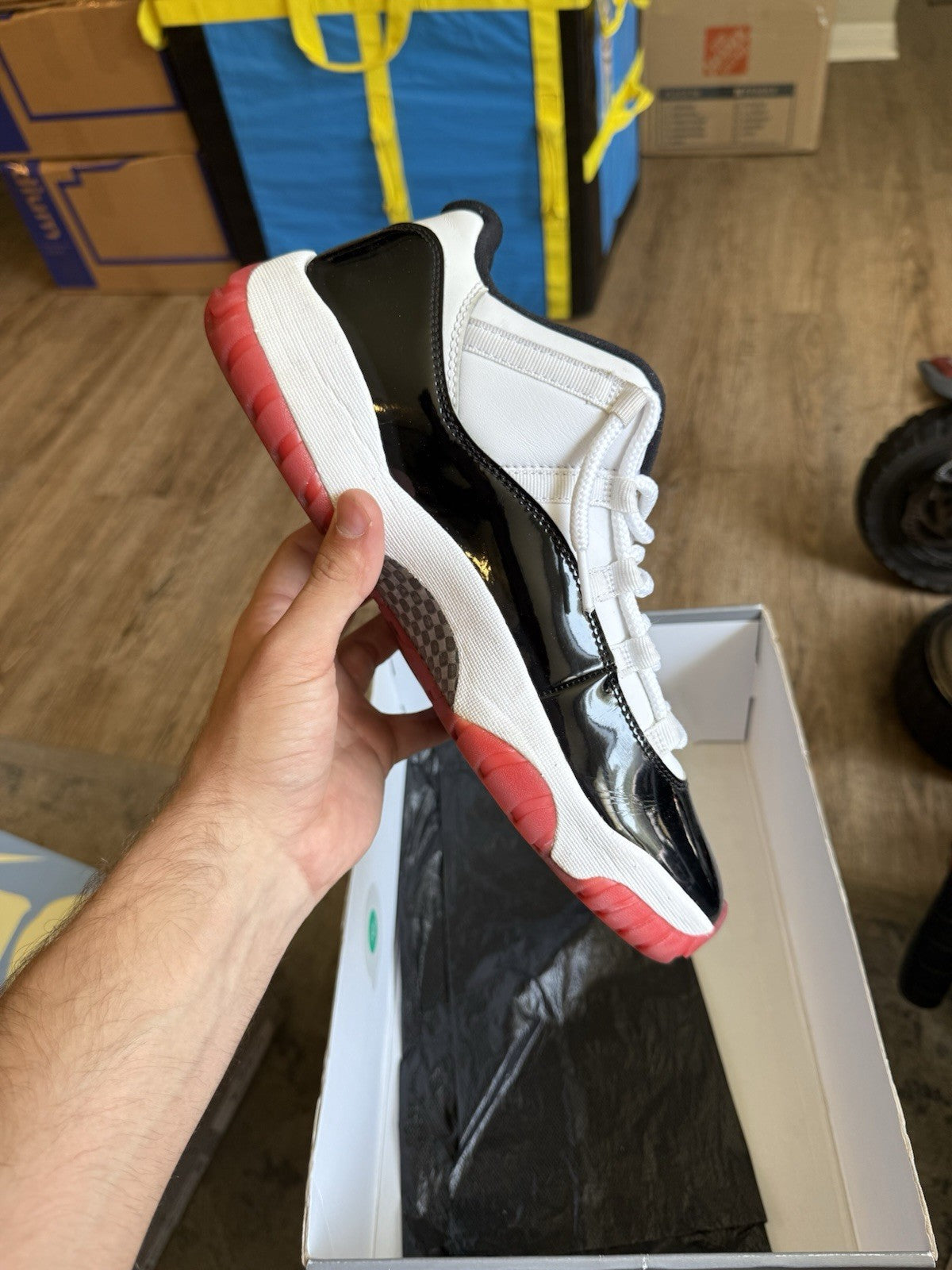Size 10.5 - Jordan 11 Retro Low Concord-Bred