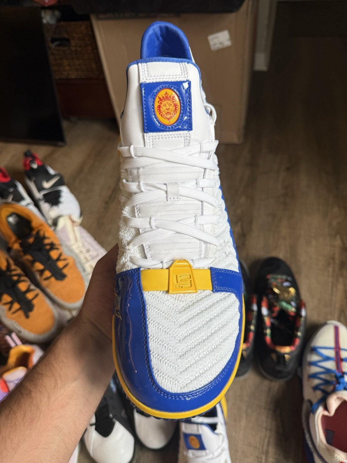 Size 14 - Nike LeBron XVI 16 SB Superman LeBron Watch Christmas