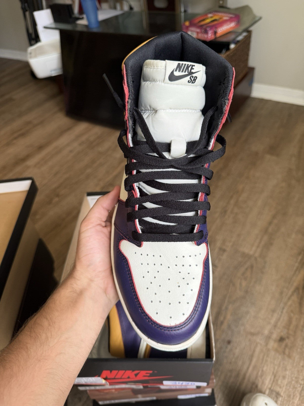 Size 12 - Jordan 1 Retro High SB LA To Chicago
