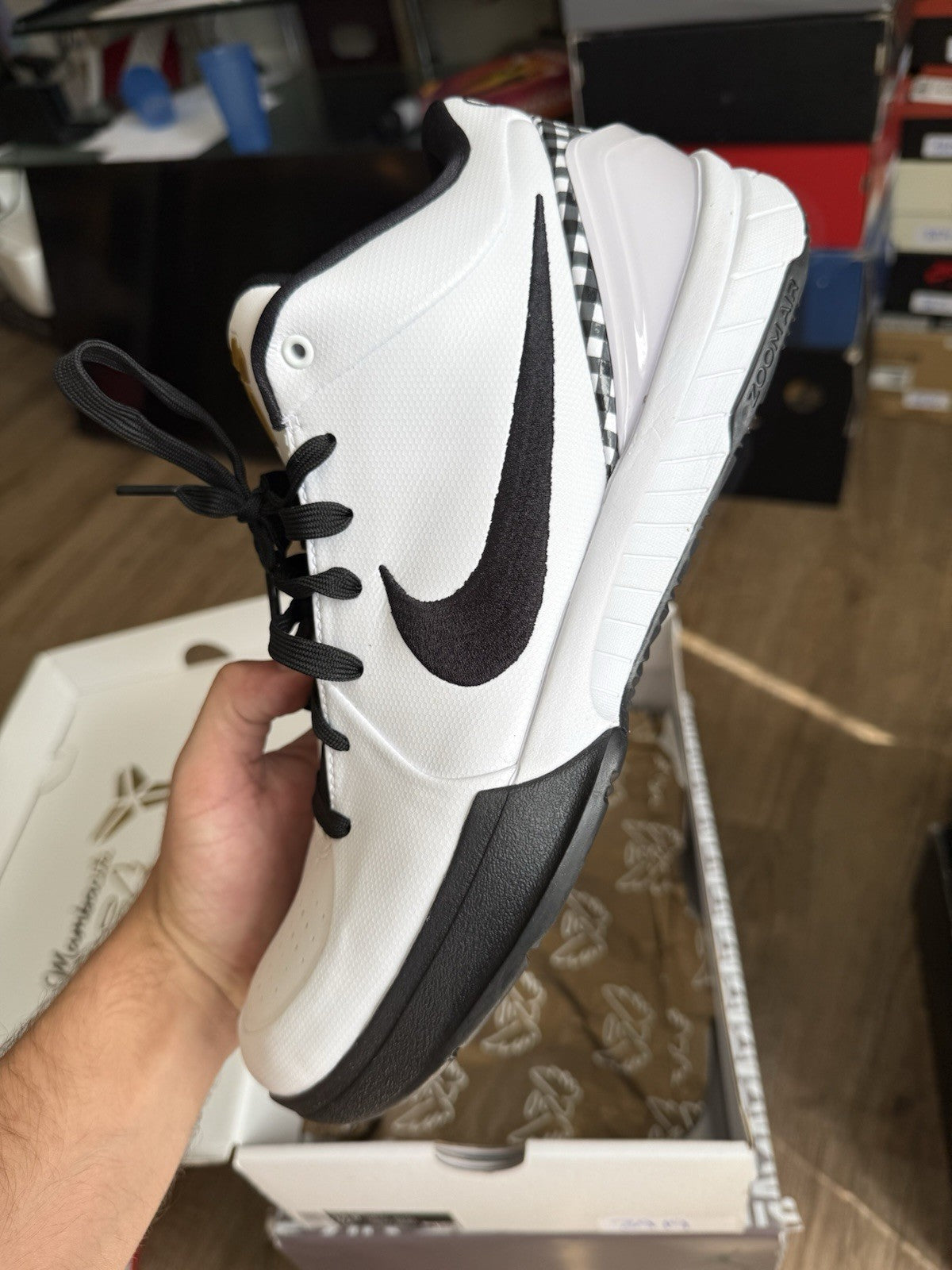 Size 10.5 - Kobe 4 Protro Mambacita Gigi