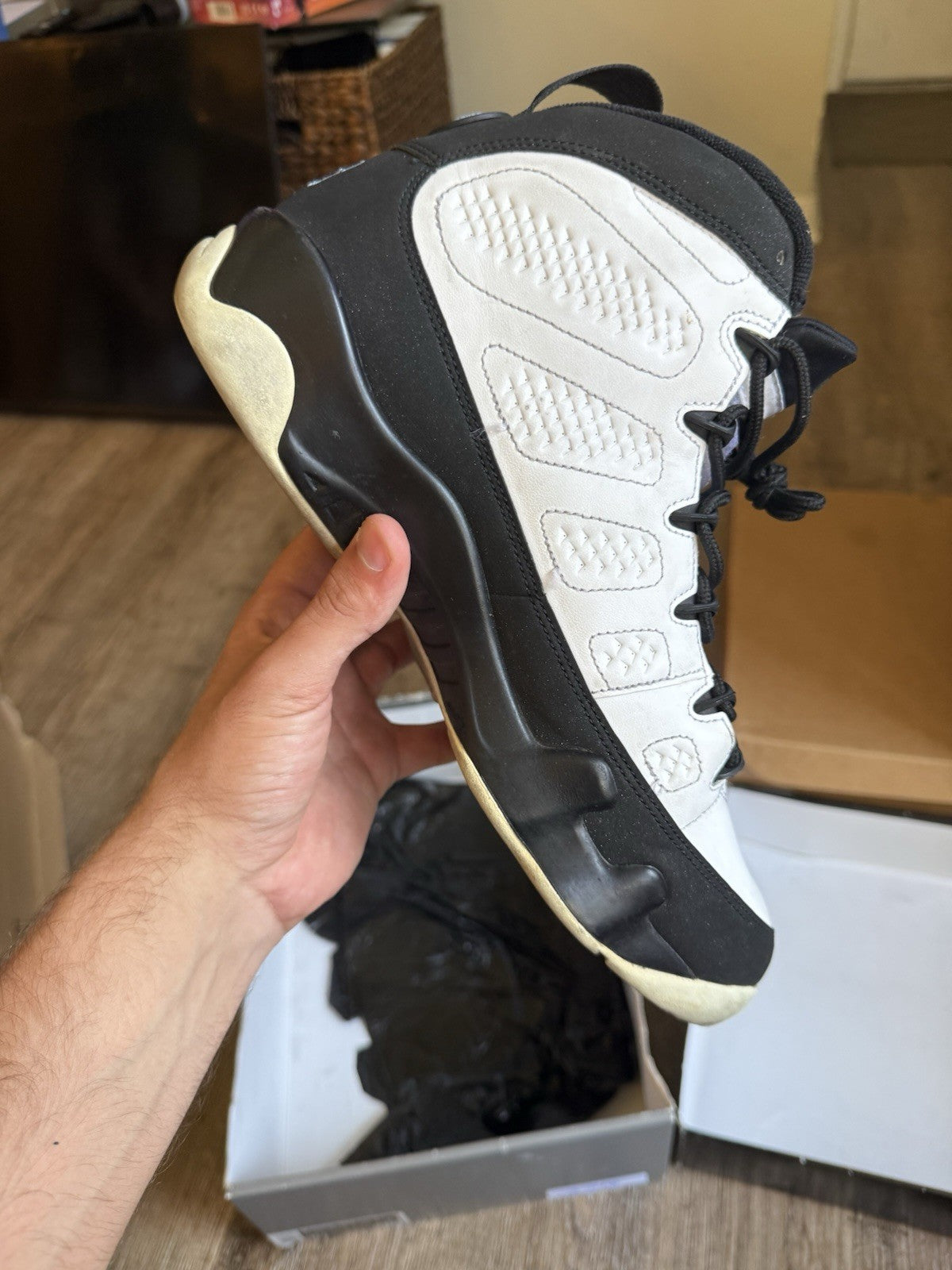 Size 10.5 - Jordan 9 Retro University Blue