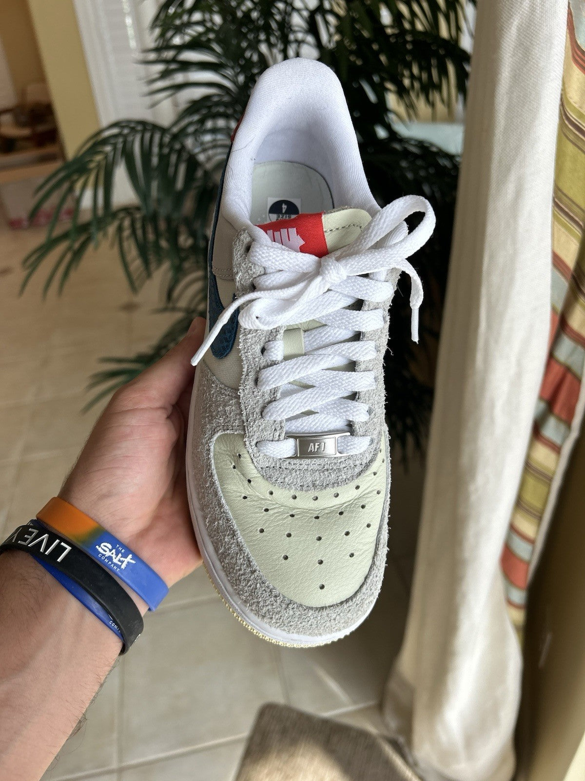 Size 4M/5.5W - Air Force 1 Undefeated 5 on IT