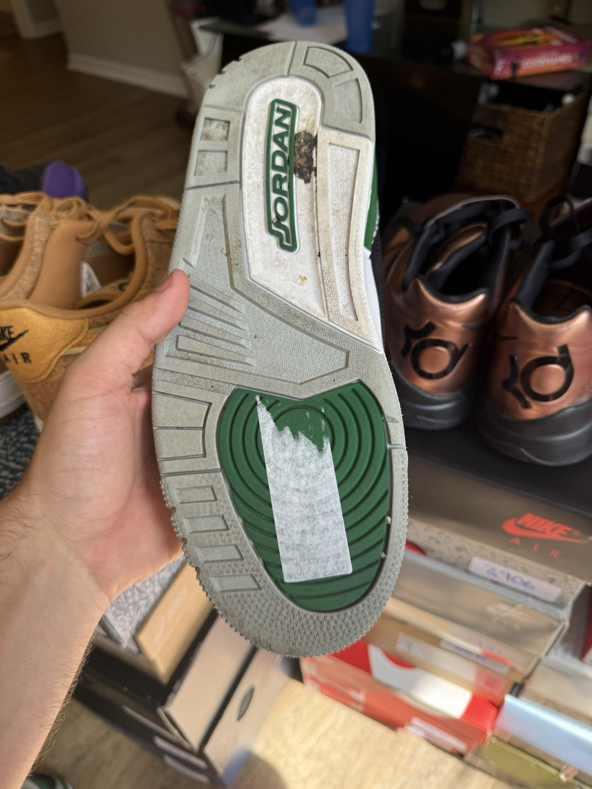 Size 9 - Jordan 3 Retro Mid Pine Green
