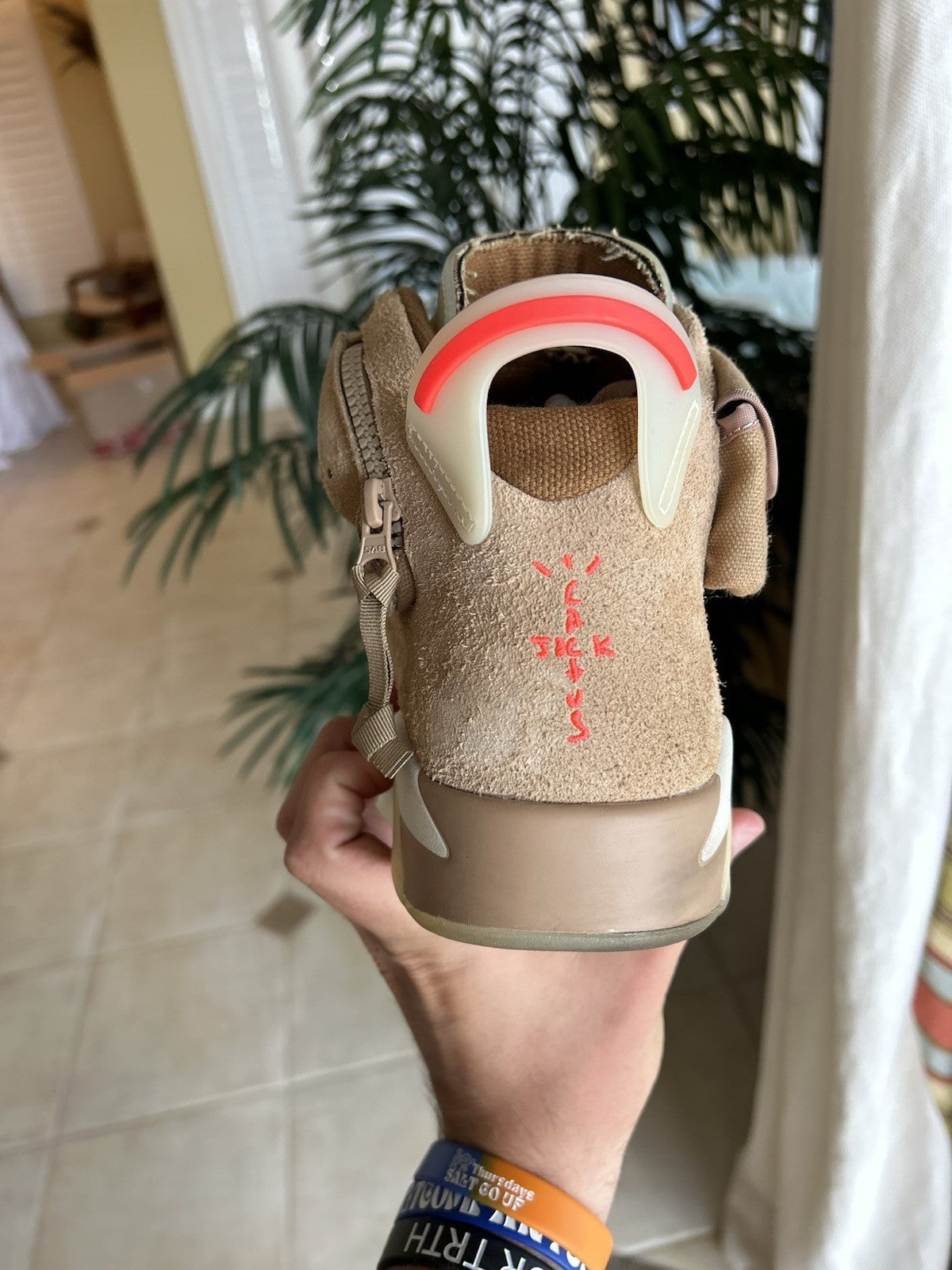 Size 11 - Jordan 6 Retro x Travis Scott Mid British Khaki