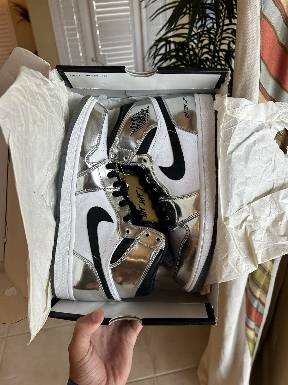 Size 9 - Jordan 1 High Pass the Torch Think 16