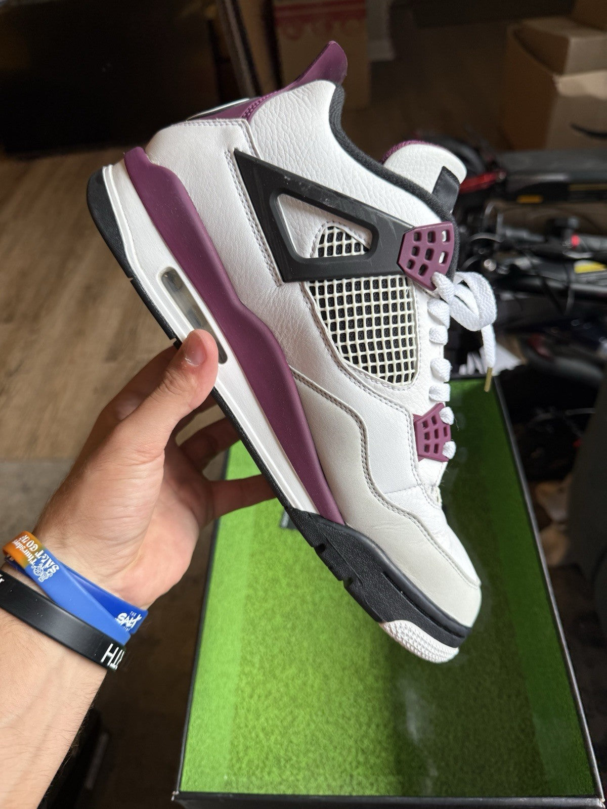 Size 10.5 - Jordan 4 Retro x Paris Saint-Germain Bordeaux 2020 CZ5624 100