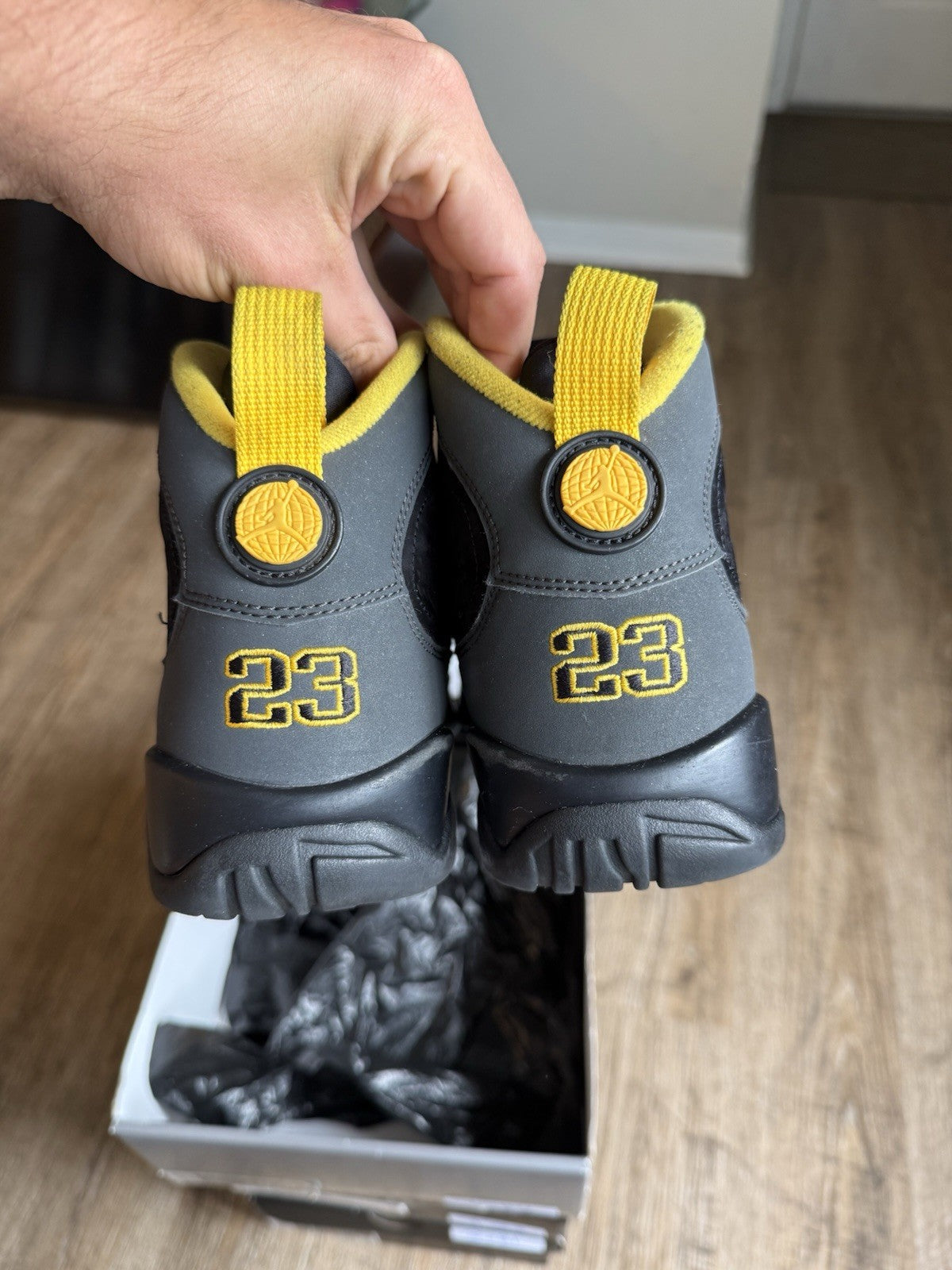Size 8.5 - Jordan 9 Retro Dark Charcoal University Gold