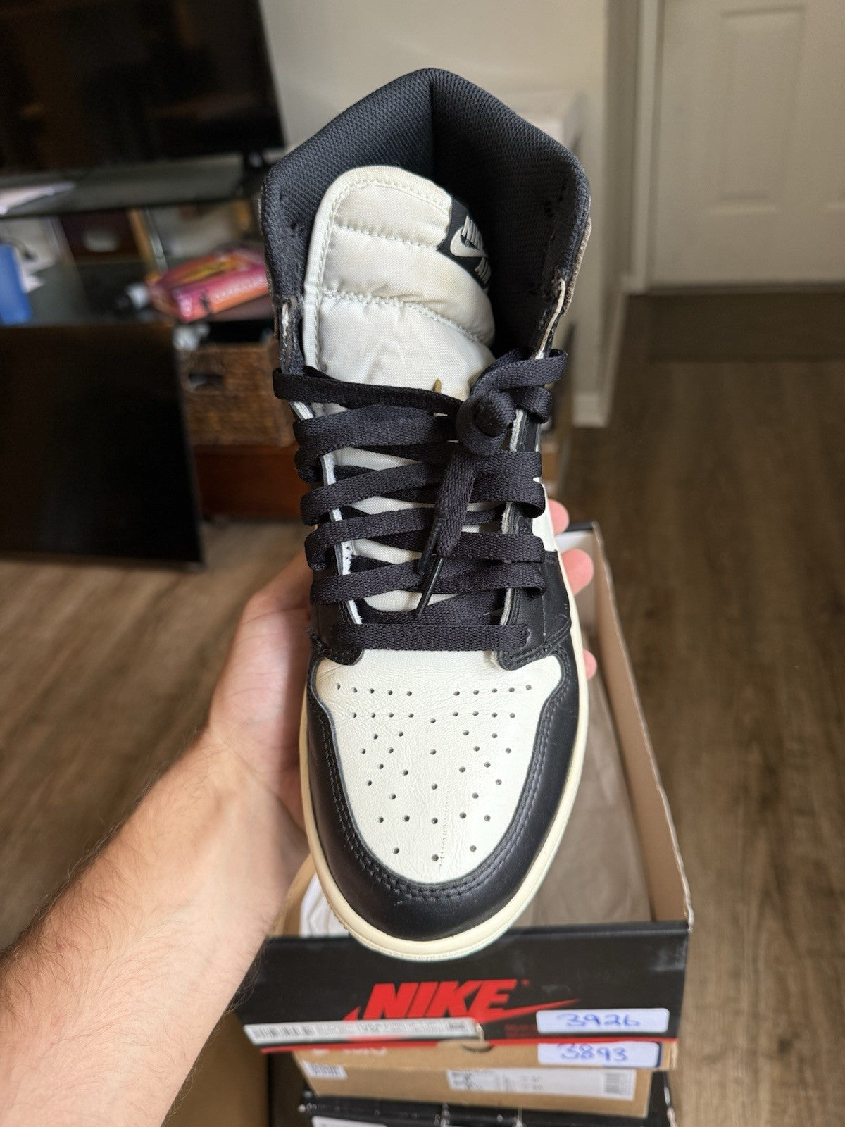 Size 10 - Jordan 1 Retro OG High Dark Mocha
