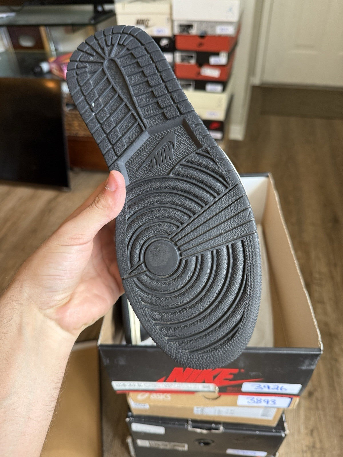 Size 10 - Jordan 1 Retro OG High Dark Mocha