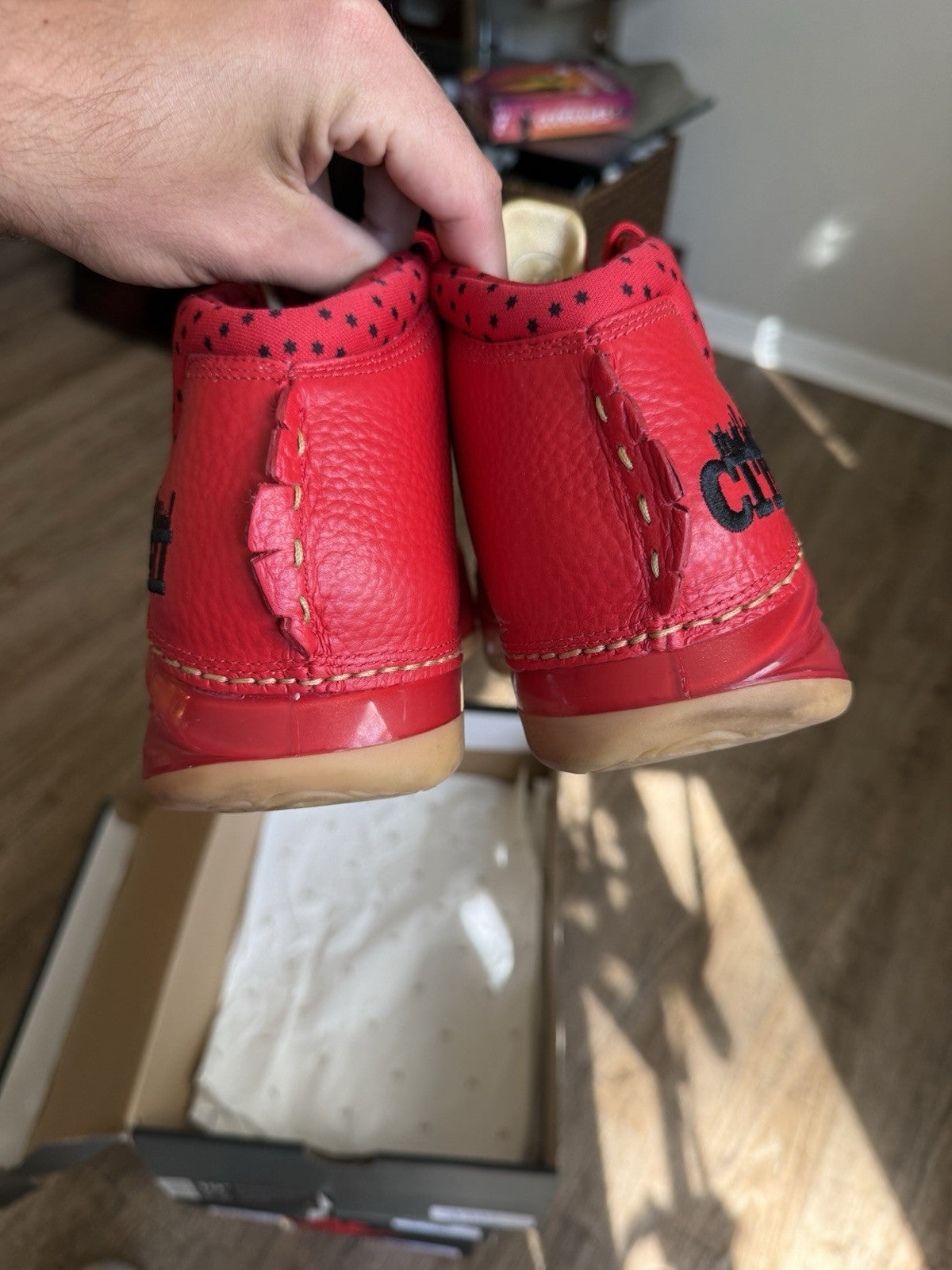Size 10.5 - Jordan 23 Retro Chicago