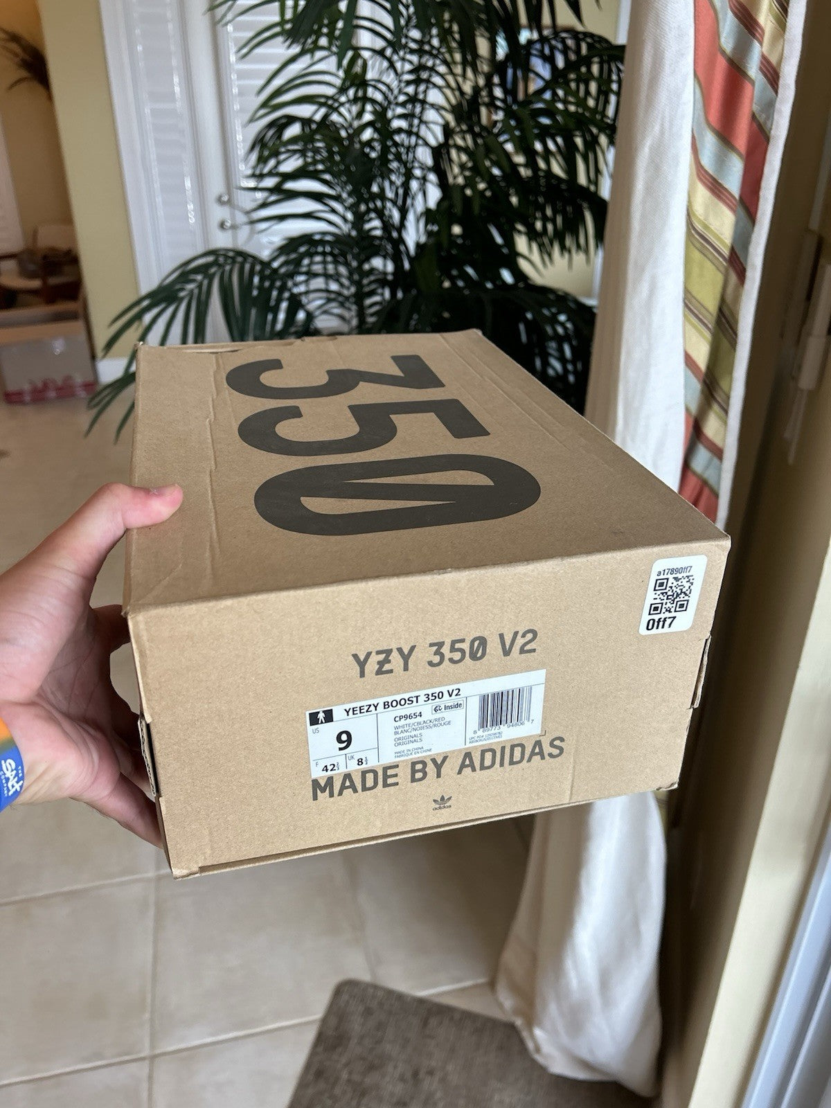 Size 9 - Adidas Yeezy Boost 350 V2 Low Beluga
